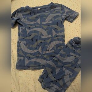 Tea Collection Sharks Pajamas Set